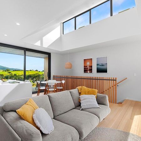 Coastal Living In Comfort Raglan Exterior photo