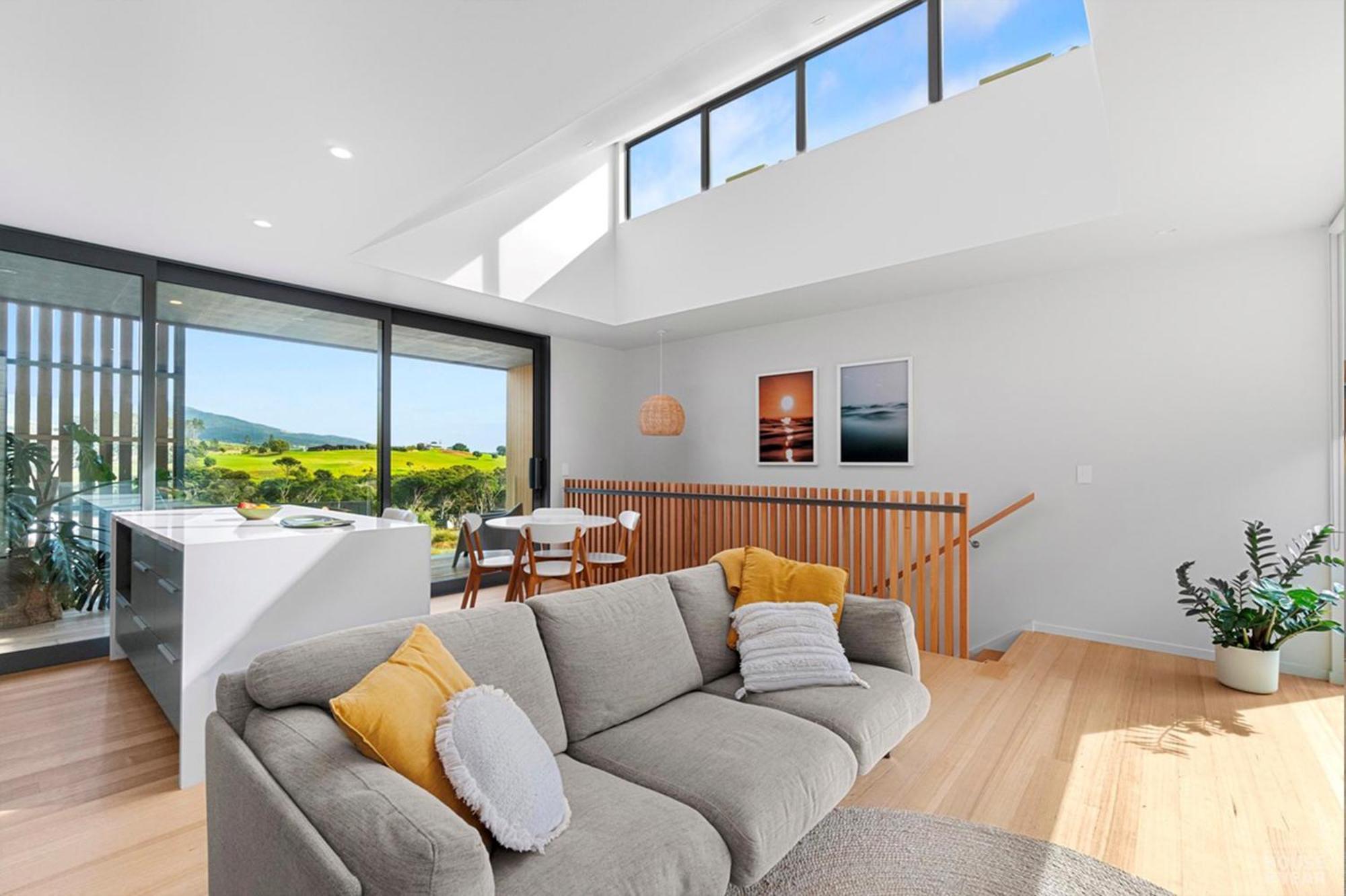 Coastal Living In Comfort Raglan Exterior photo